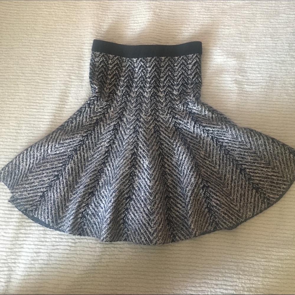high waisted guess skirt